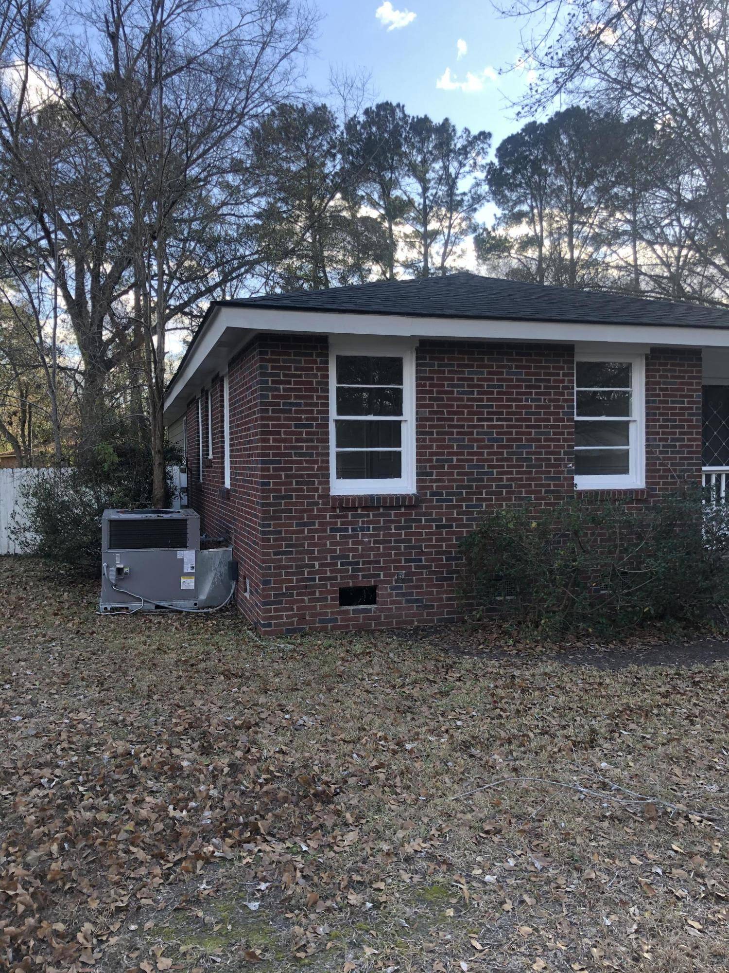 North Charleston, SC 29406,2721 Star Dr