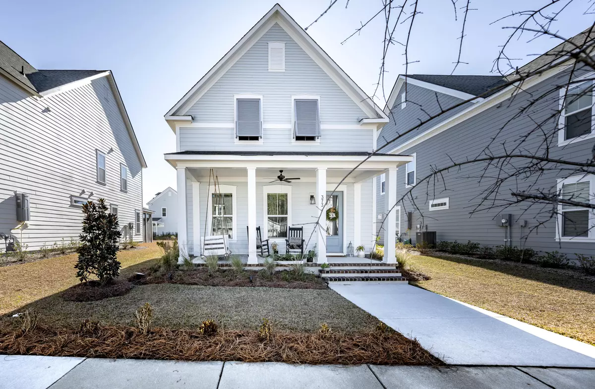 Summerville, SC 29486,373 Oak Park St