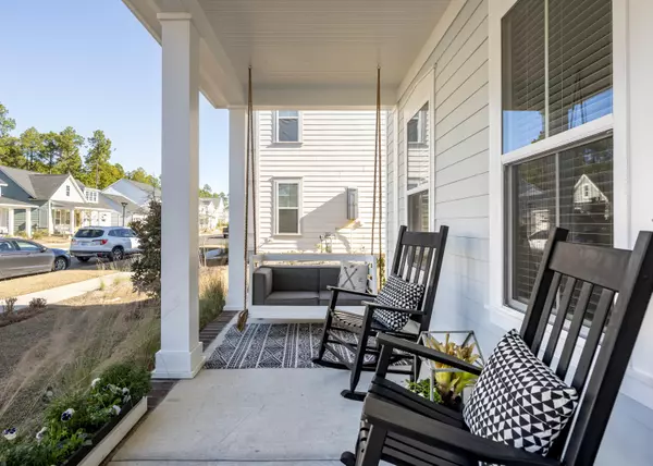 Summerville, SC 29486,373 Oak Park St