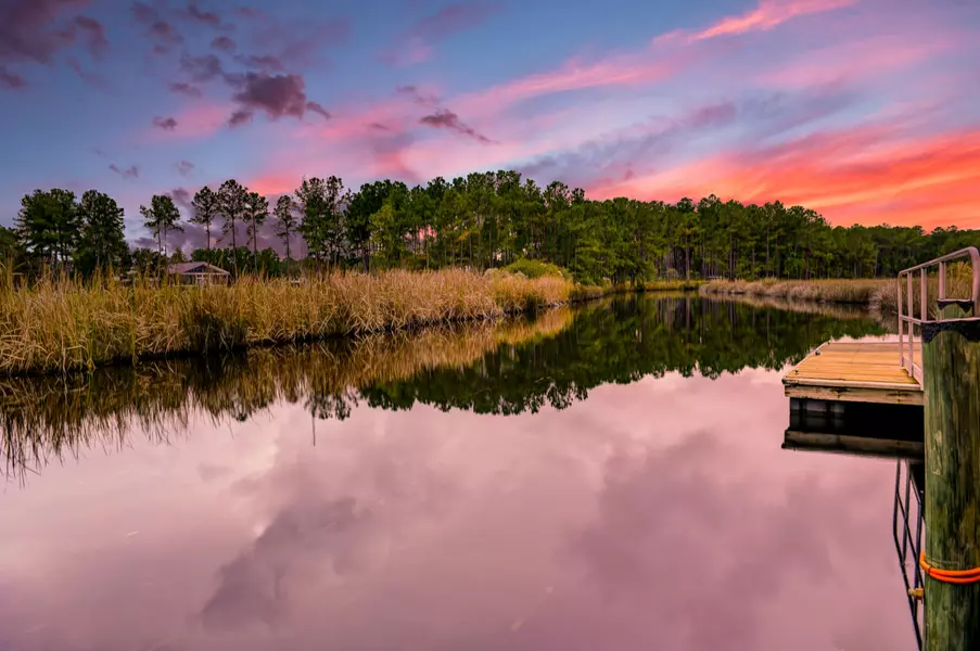 7307 Awendaw Landing Rd, Awendaw, SC 29429