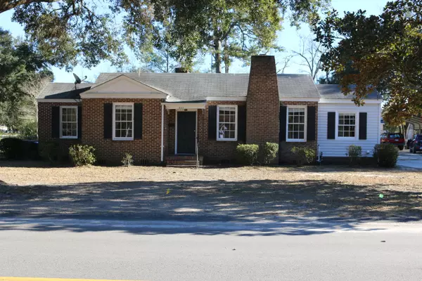 303 Klein St, Walterboro, SC 29488