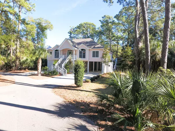 Edisto Island, SC 29438,510 Oristo Ridge Rd