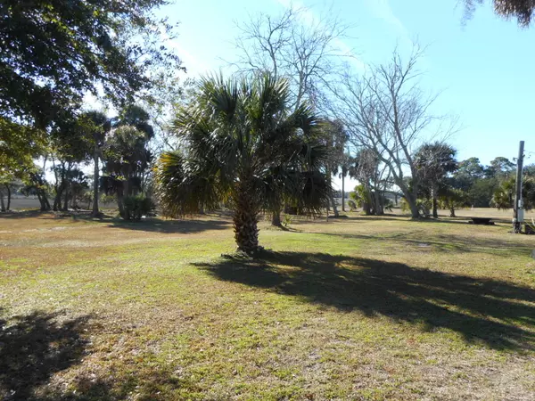 7765 Legare Rd, Edisto Island, SC 29438