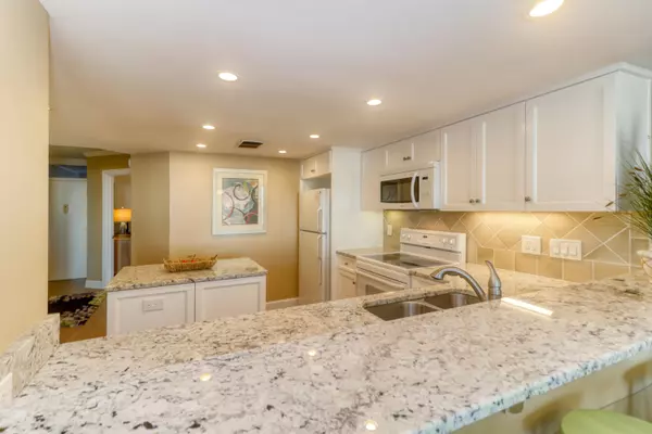 Isle Of Palms, SC 29451,424 C Shipwatch Villa (1/13th)