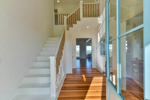 Sullivans Island, SC 29482,1816 Back St