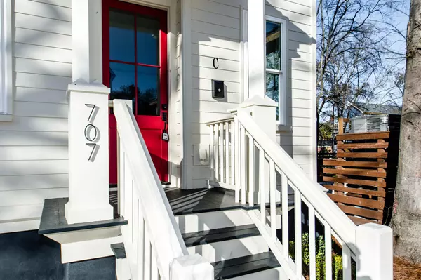 Charleston, SC 29403,707 Meeting St #B & C