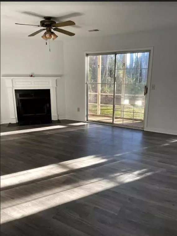 7965 Edgebrook Cir #D, North Charleston, SC 29418