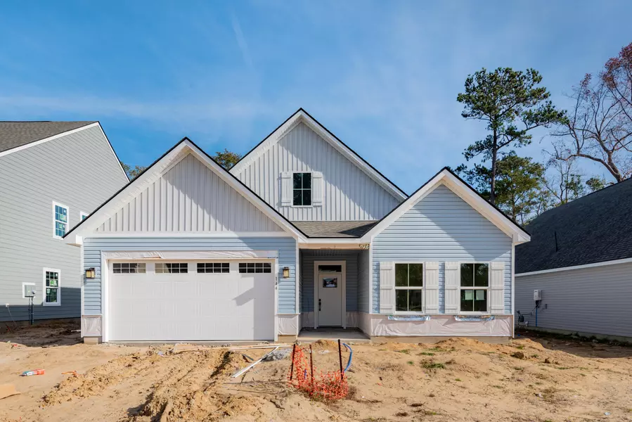 144 Country Oaks Ln, Wando, SC 29492