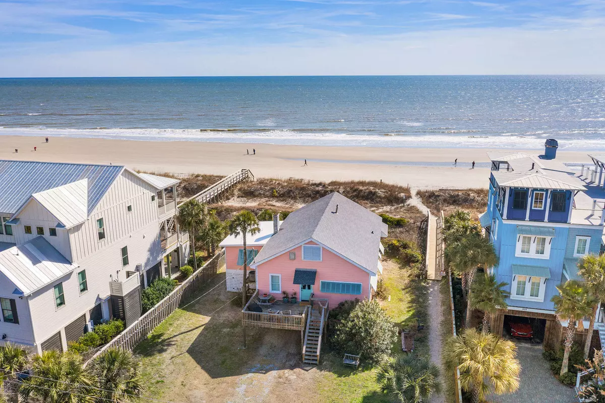 Folly Beach, SC 29439,509 W Ashley Ave