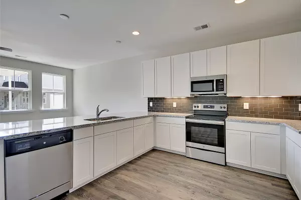 Charleston, SC 29418,7805 Park Gate Dr