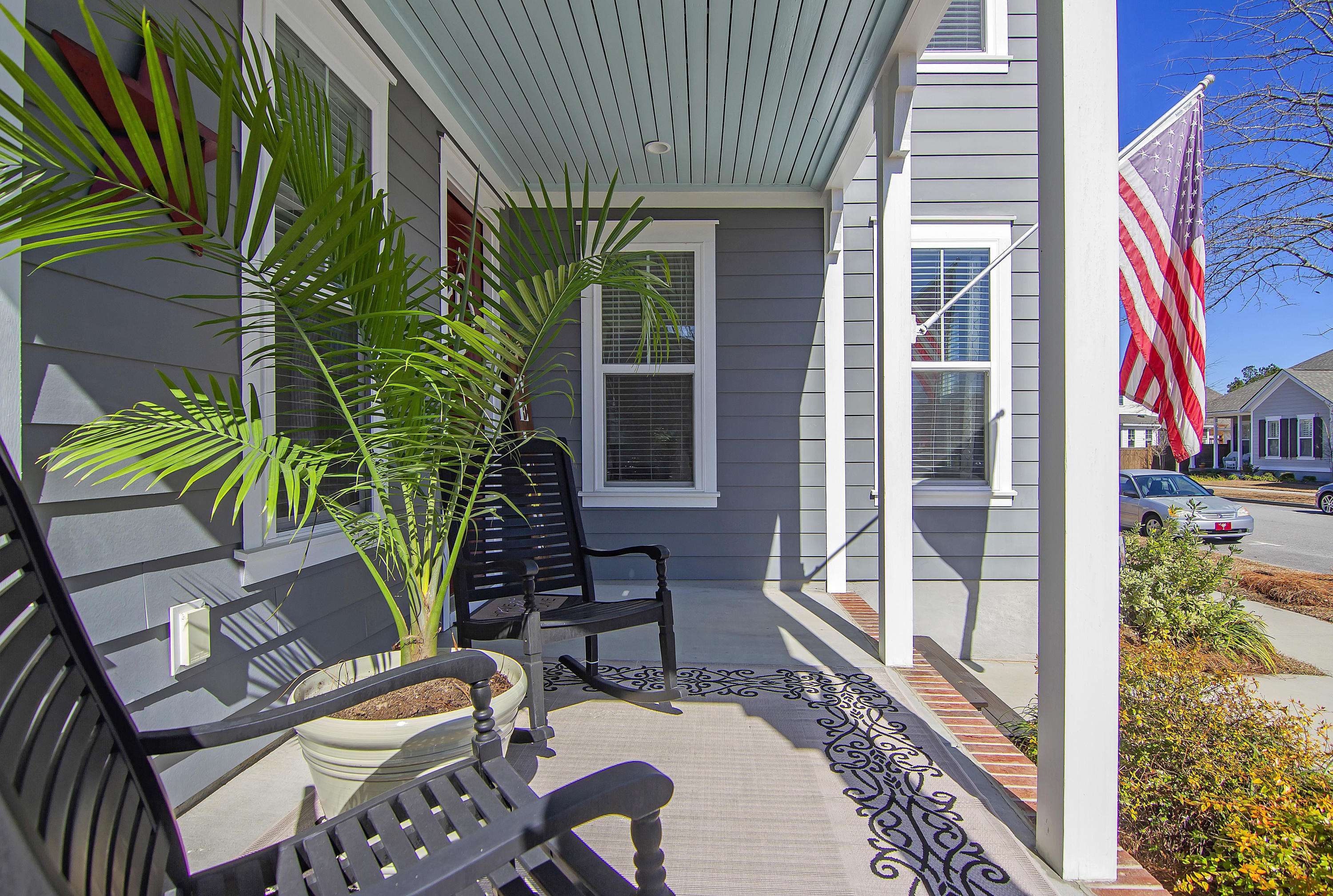 Summerville, SC 29486,328 Oak Park St