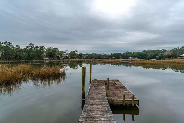 Wadmalaw Island, SC 29487,1777 Tacky Point Road