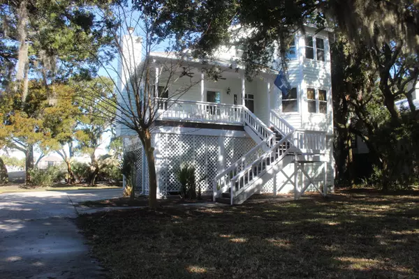 Edisto Beach, SC 29438,12 Battery Park Rd