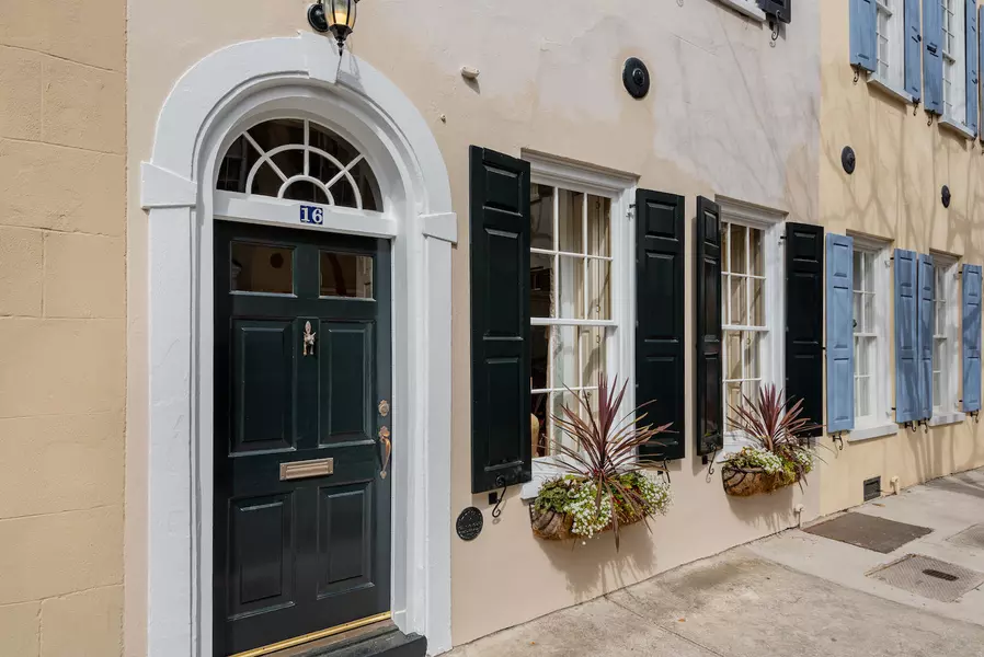 16 Tradd St, Charleston, SC 29401