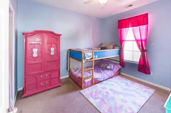 North Charleston, SC 29420,8039 Hyannis Ct