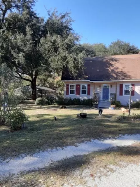 323 Knott Dr, Eutawville, SC 29048