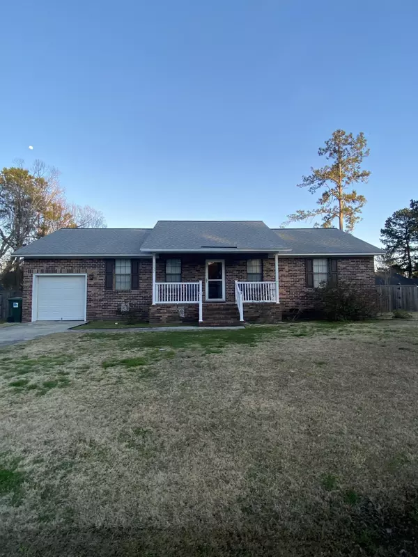 1027 Limerick Dr, Moncks Corner, SC 29461