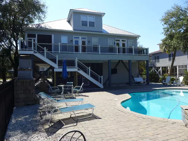 Edisto Island, SC 29438,2905 Lee St