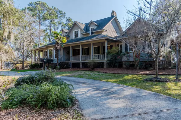 Edisto Island, SC 29438,2133 Bailey Island Ln