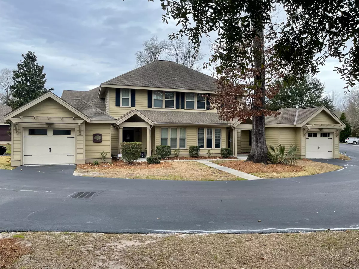 North Charleston, SC 29418,5540 Colonial Chatsworth Cir