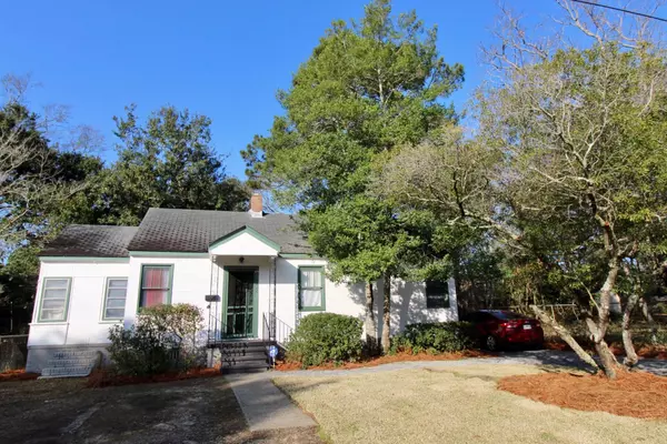 5469 Crown Ave, North Charleston, SC 29406