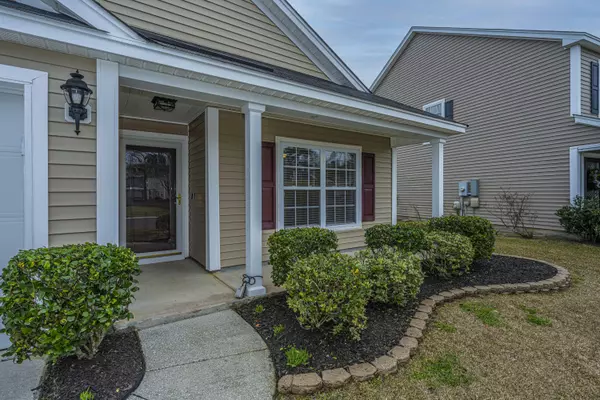 Hanahan, SC 29410,1304 Hibiscus Dr