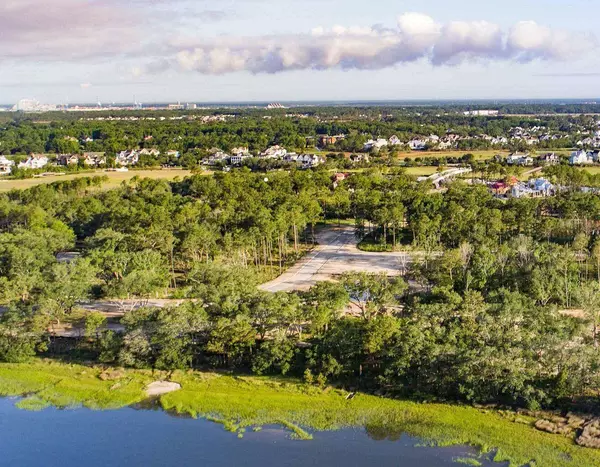 425 Wayfaring Pt, Charleston, SC 29492