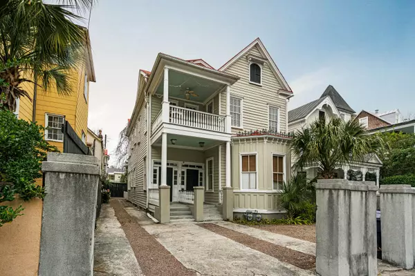 68 Vanderhorst St #B, Charleston, SC 29403