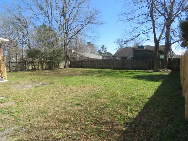 Summerville, SC 29486,125 Expressway Dr