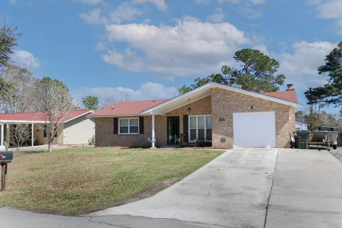 Moncks Corner, SC 29461,106 Pine Straw Ln