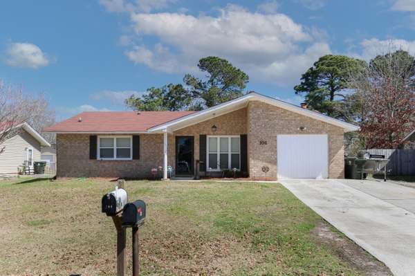 Moncks Corner, SC 29461,106 Pine Straw Ln