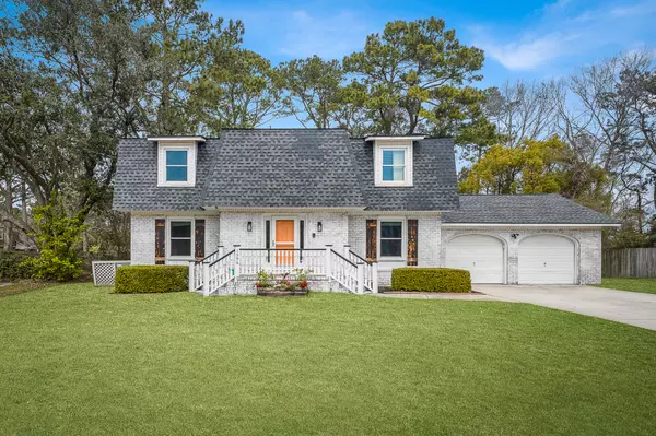 1596 Sanford Rd, Charleston, SC 29407