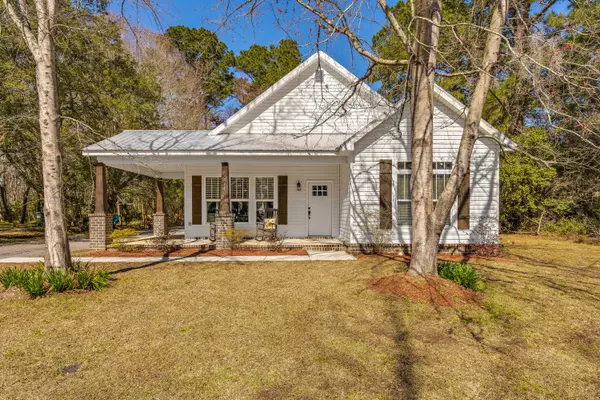 514 Horne St, Moncks Corner, SC 29461