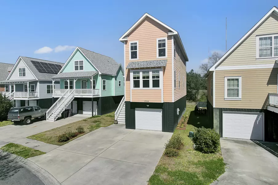 1024 Hunley Waters Circle, North Charleston, SC 29405