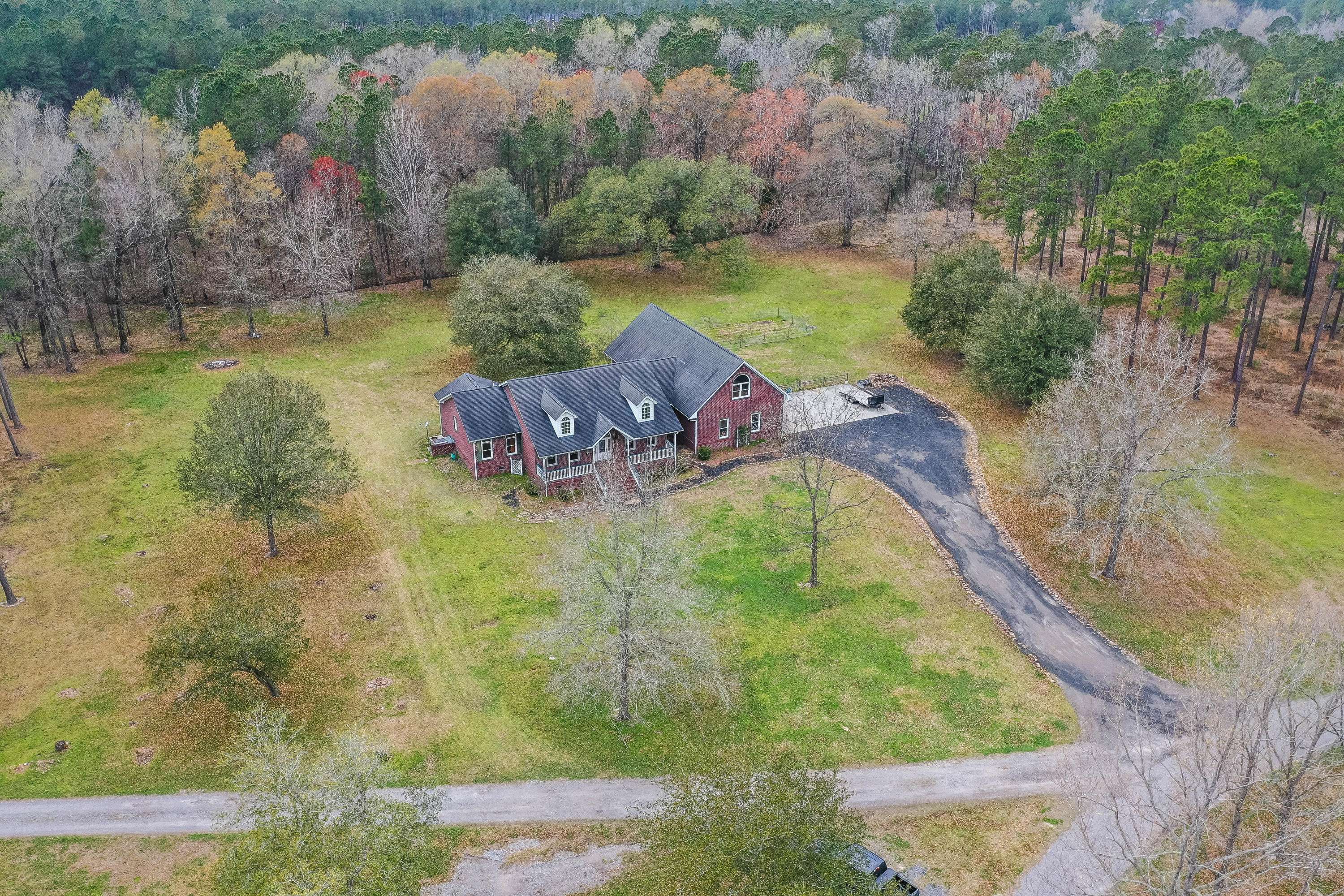 Bonneau, SC 29431,135 Brant Acres Ln