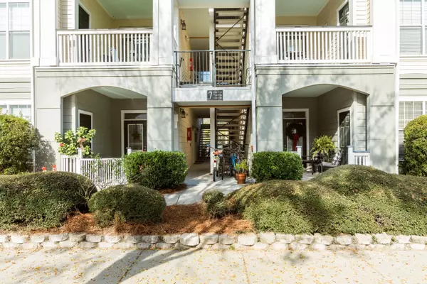 Charleston, SC 29492,130 River Landing Dr #7216