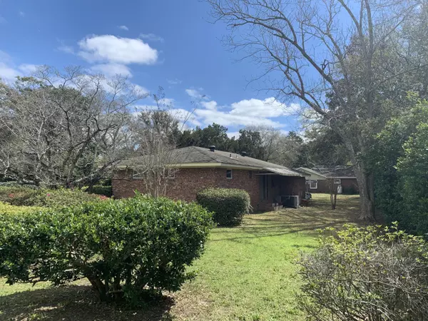 Mount Pleasant, SC 29464,1305 Fairmont Ave
