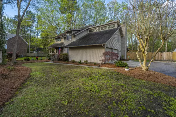 Summerville, SC 29485,109 Huckleberry Ln