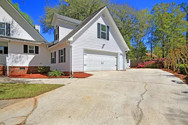 Summerville, SC 29483,114 Mendenhall St