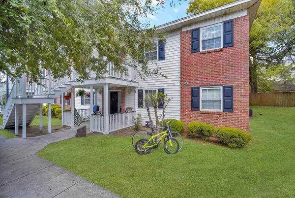 North Charleston, SC 29405,3930 Azalea Dr #P