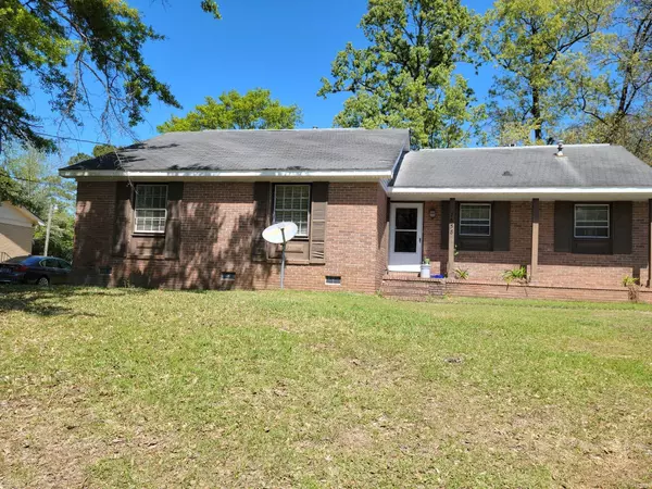 7658 Hillandale Rd, North Charleston, SC 29420