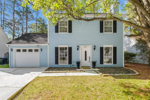 203 Parish Parc Dr, Summerville, SC 29485