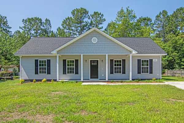 205 Berry St, Saint George, SC 29477