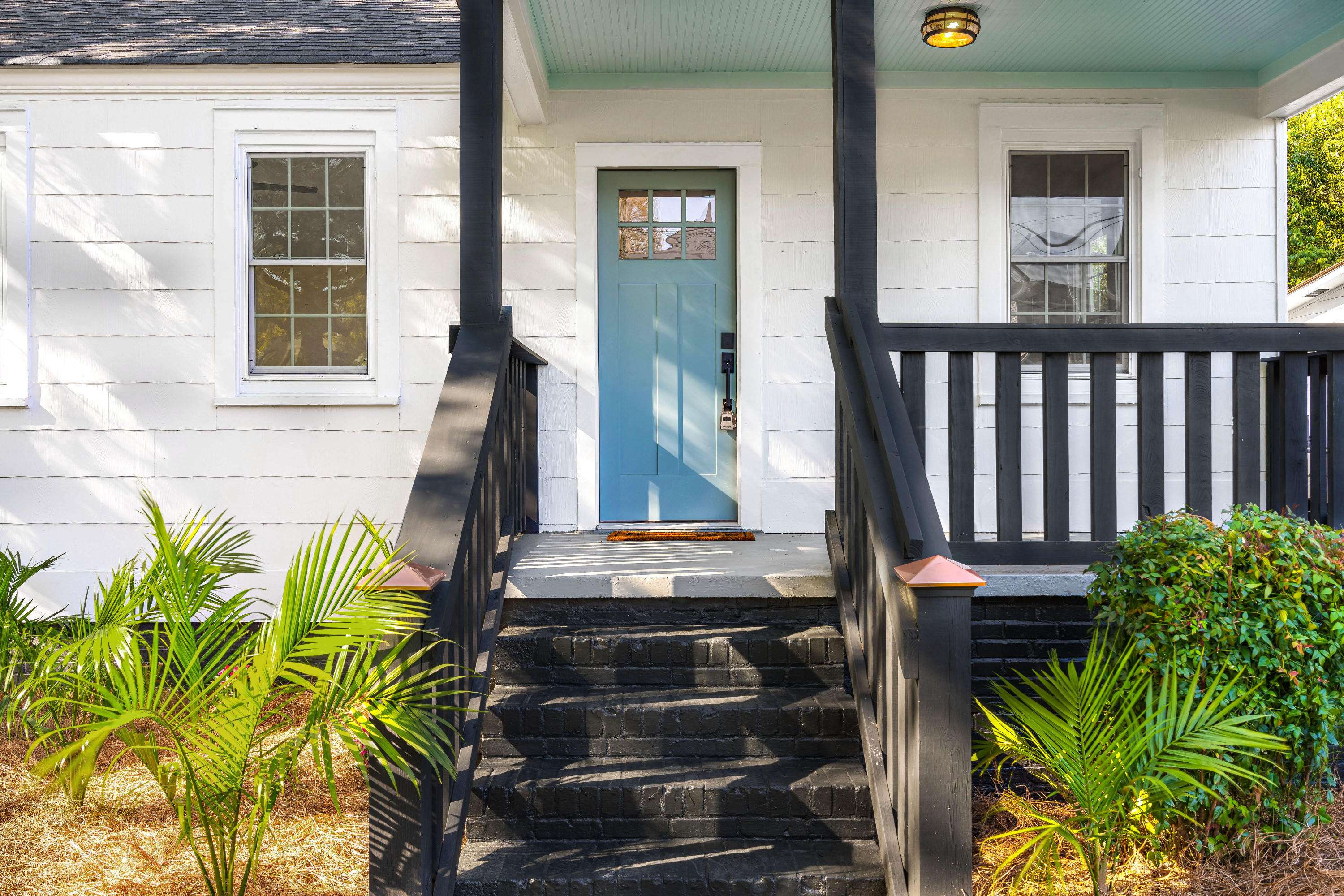Charleston, SC 29403,194 W Poplar St