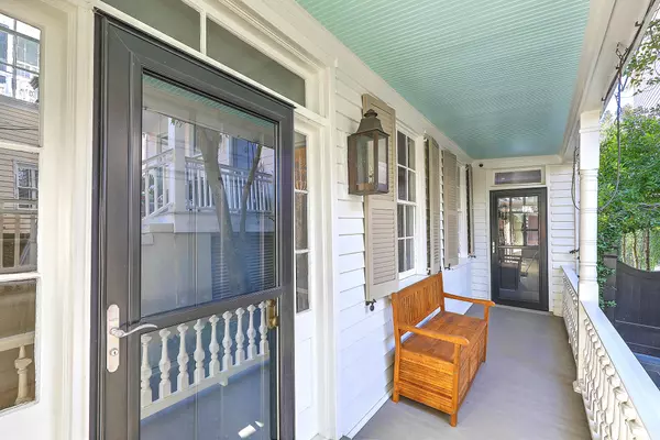 Charleston, SC 29401,8 Council St