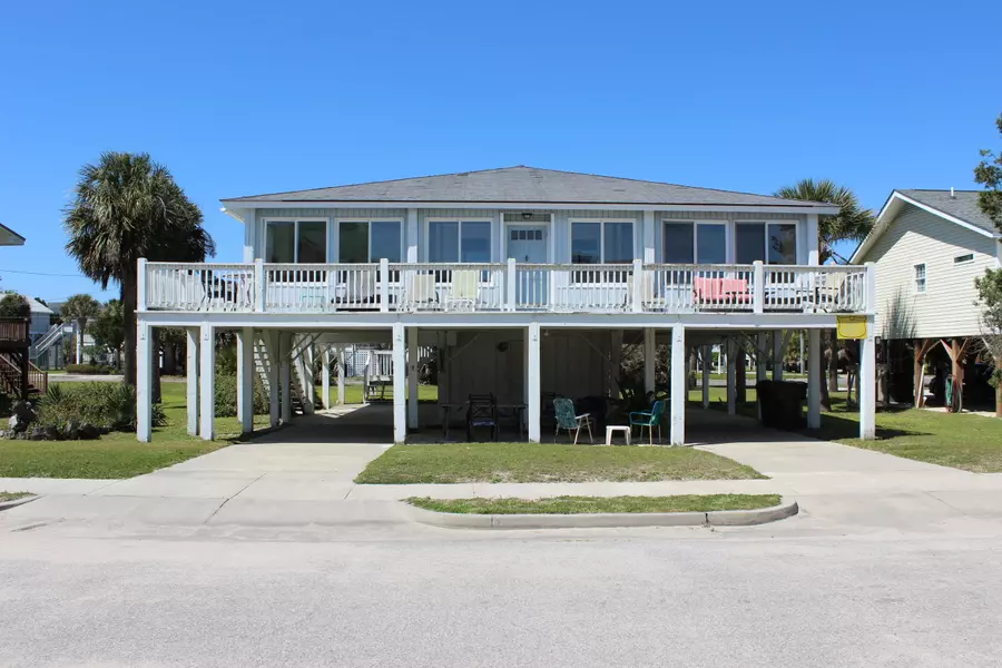 2804 Palmetto Blvd, Edisto Beach, SC 29438
