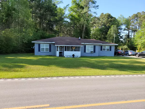 332 Short Cut Rd, Harleyville, SC 29448
