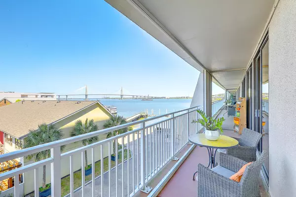 330 Concord St #5 E, Charleston, SC 29401