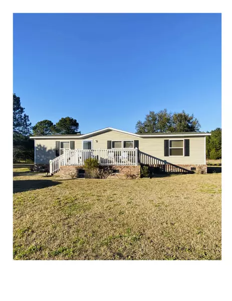 147 Moonlight Dr, Eutawville, SC 29048