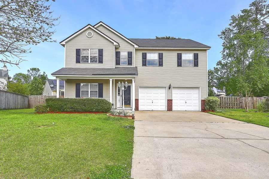 105 Lakewood Dr, Summerville, SC 29485